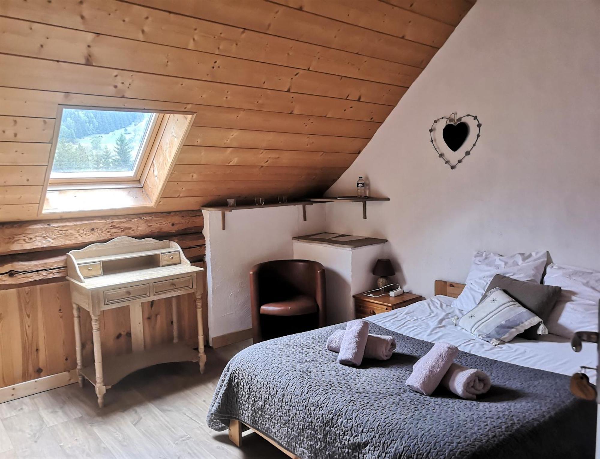 Auberge Des Deux Moucherolles Correncon-en-Vercors Luaran gambar